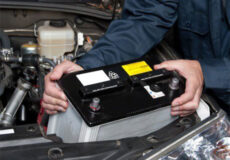مدت زمان شارژ ماشین بسته به میزان شارژ باتری قبل از شروع رانندگی و سرعت رانندگی شما متفاوت و متغیر می باشد.