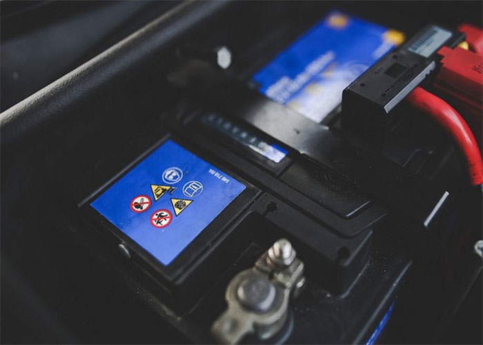 آیا کولر ماشین بر روی عمر باتری ماشین تاثیر میگذارد؟برای پاسخ به این سوال تا آخر این مقاله همراه ما باشید.