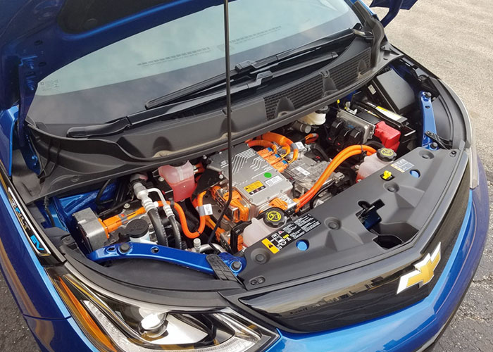 وبلاگ مورد مطالعه و بررسی به طور کامل بیان می کند که آموزش تعمیر باتری اتمی خودرو چگونه است و مراحل را شرح داده است.